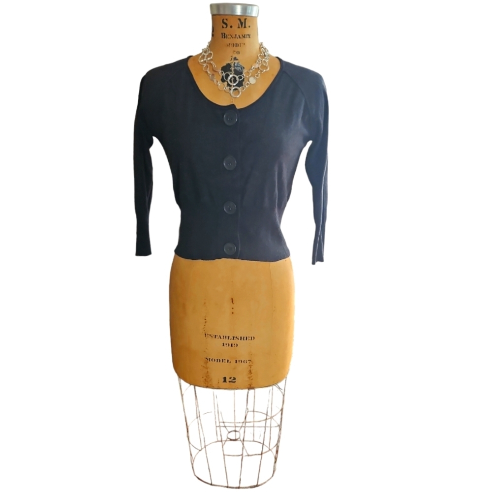 Veronica Maine cardigan sweater cropped length 3/4 sleeve
